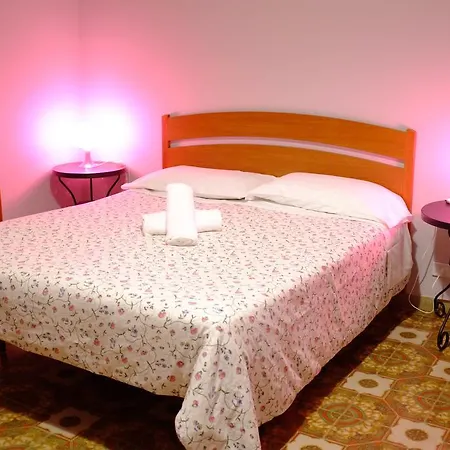 Bed & Breakfast King Square