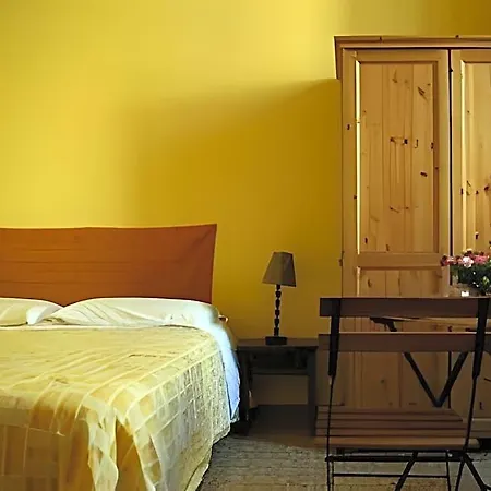 King Square Bed and Breakfast 3*