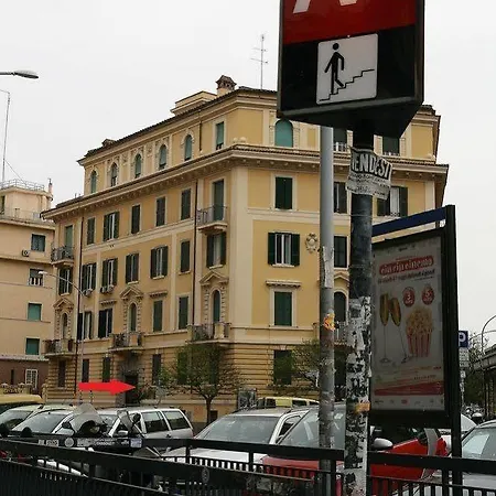 King Square Roma